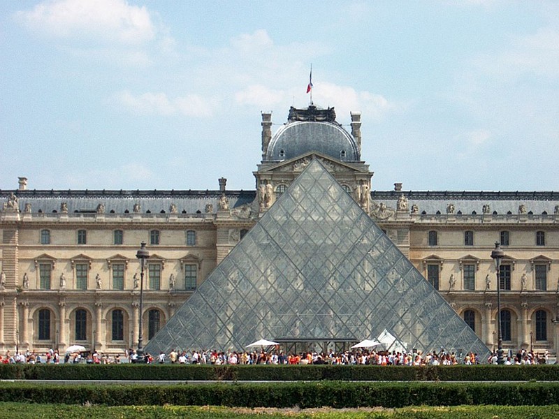 Louvre